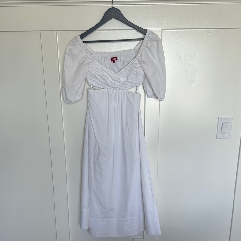 Elegant White Midi Dress